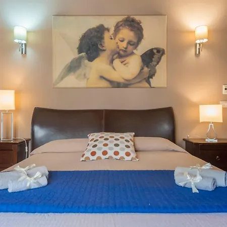 Loredana'S Room - Suite Wit Balcony Ortigia Wifi Syracuse