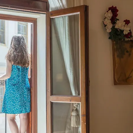 Guest house Loredana'S Room - Suite Wit Balcony Ortigia Wifi