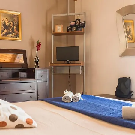 Loredana'S Room - Suite Wit Balcony Ortigia Wifi *