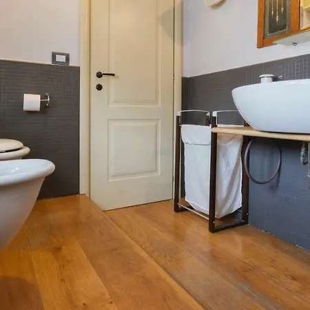 Guest house Loredana'S Room - Suite Wit Balcony Ortigia Wifi