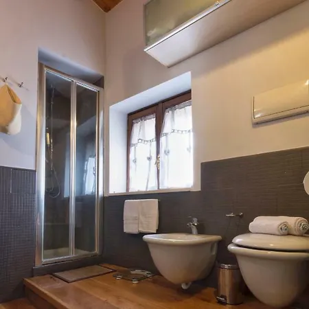 Guest house Loredana'S Room - Suite Wit Balcony Ortigia Wifi Syracuse